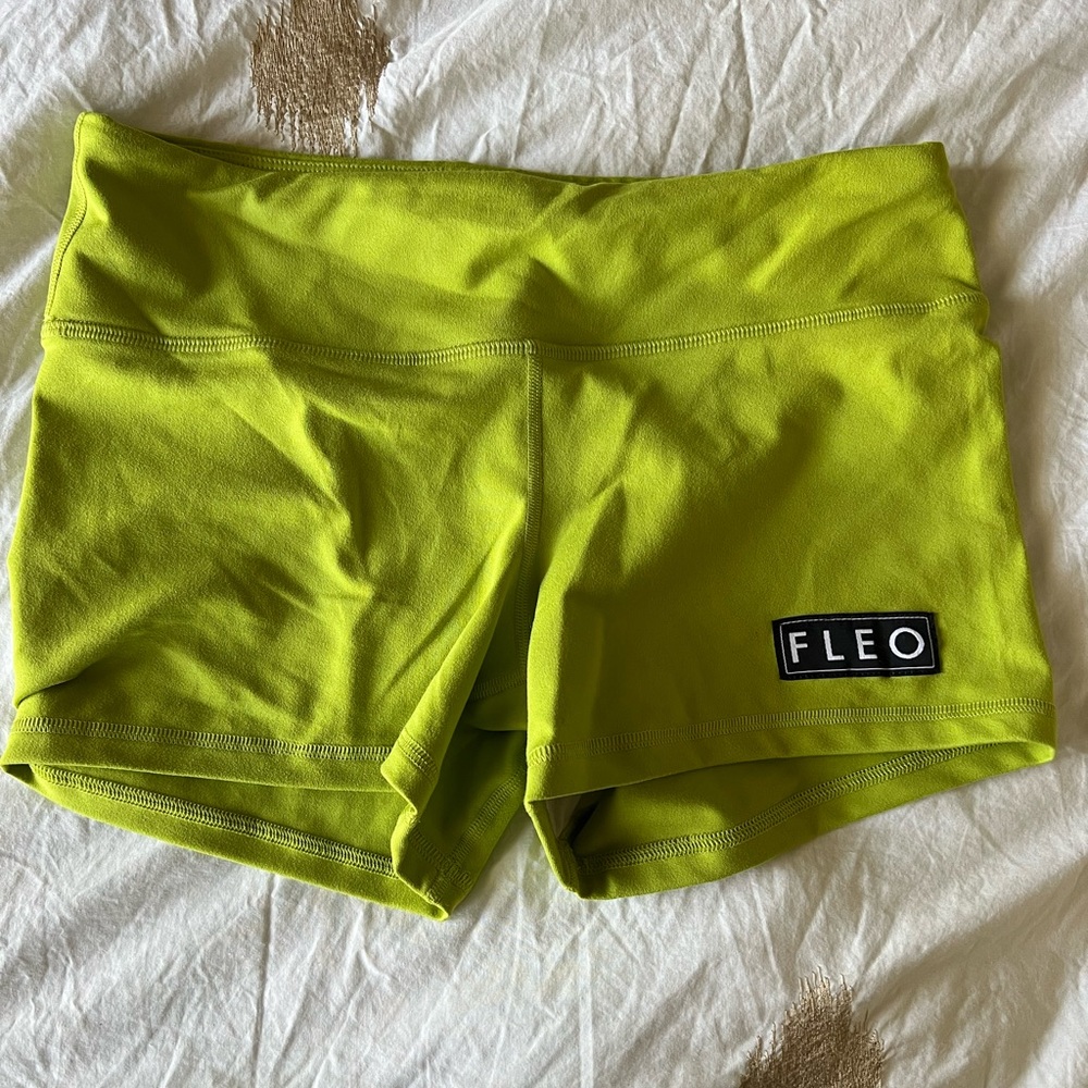 Fleo workout shorts